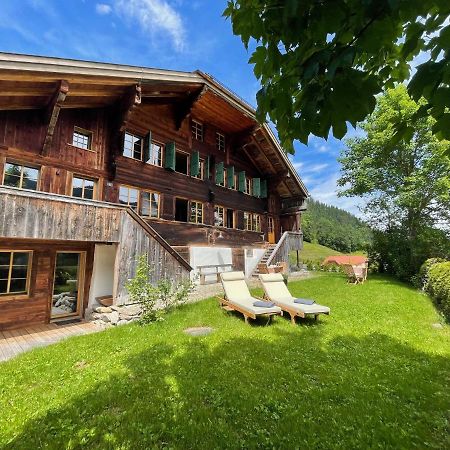 Bed and Breakfast Alpen Charme - Chalet D'Hotes Et Spa Гштайг Экстерьер фото